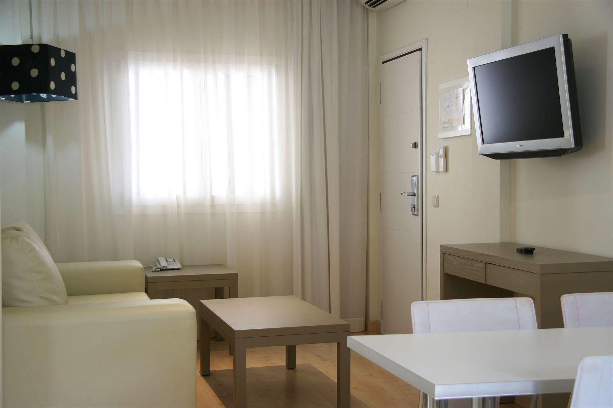 Aparthotel Novo Sancti Petri Chiclana de la Frontera Exterior photo