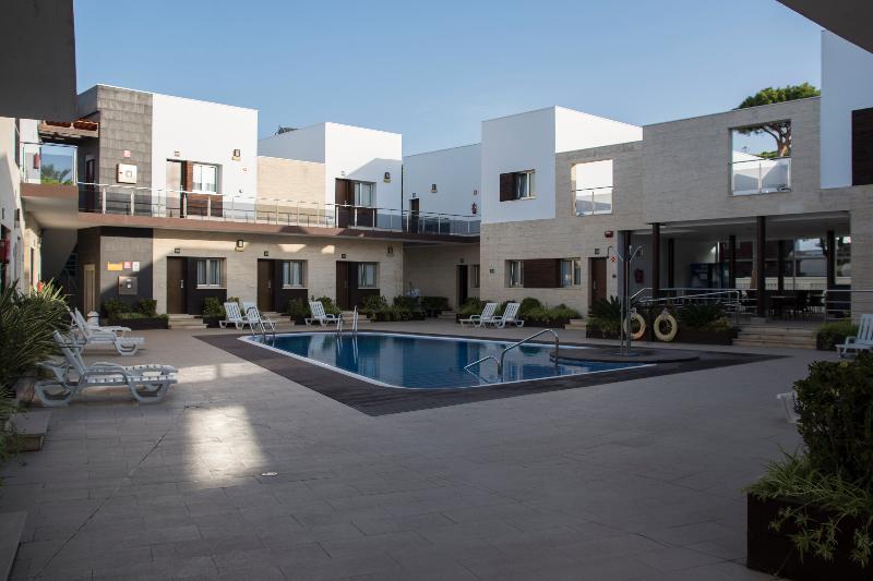 Aparthotel Novo Sancti Petri Chiclana de la Frontera Exterior photo
